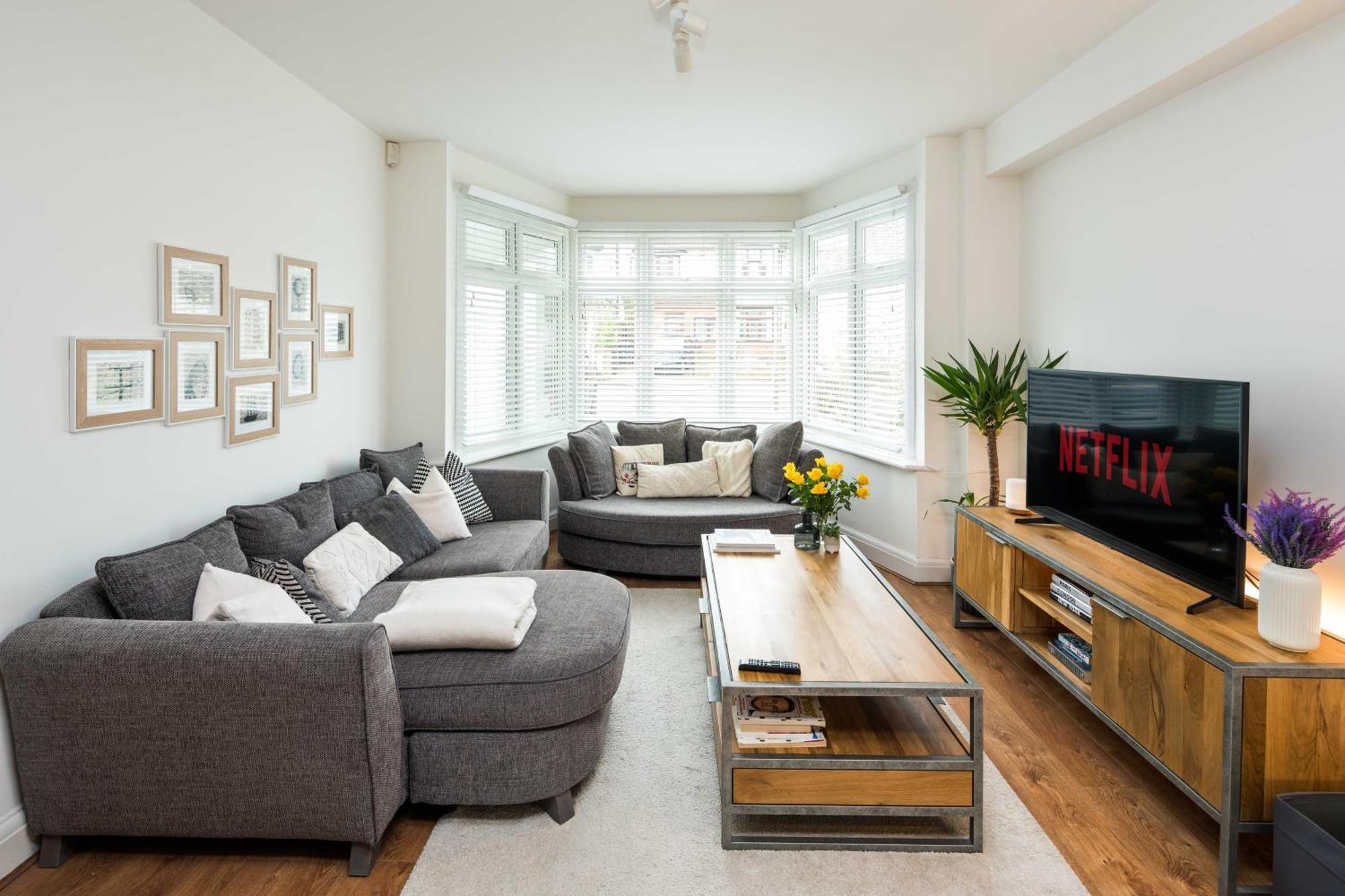 Holiday home Contemporary 5 Bedroom With Garden North Finchley *