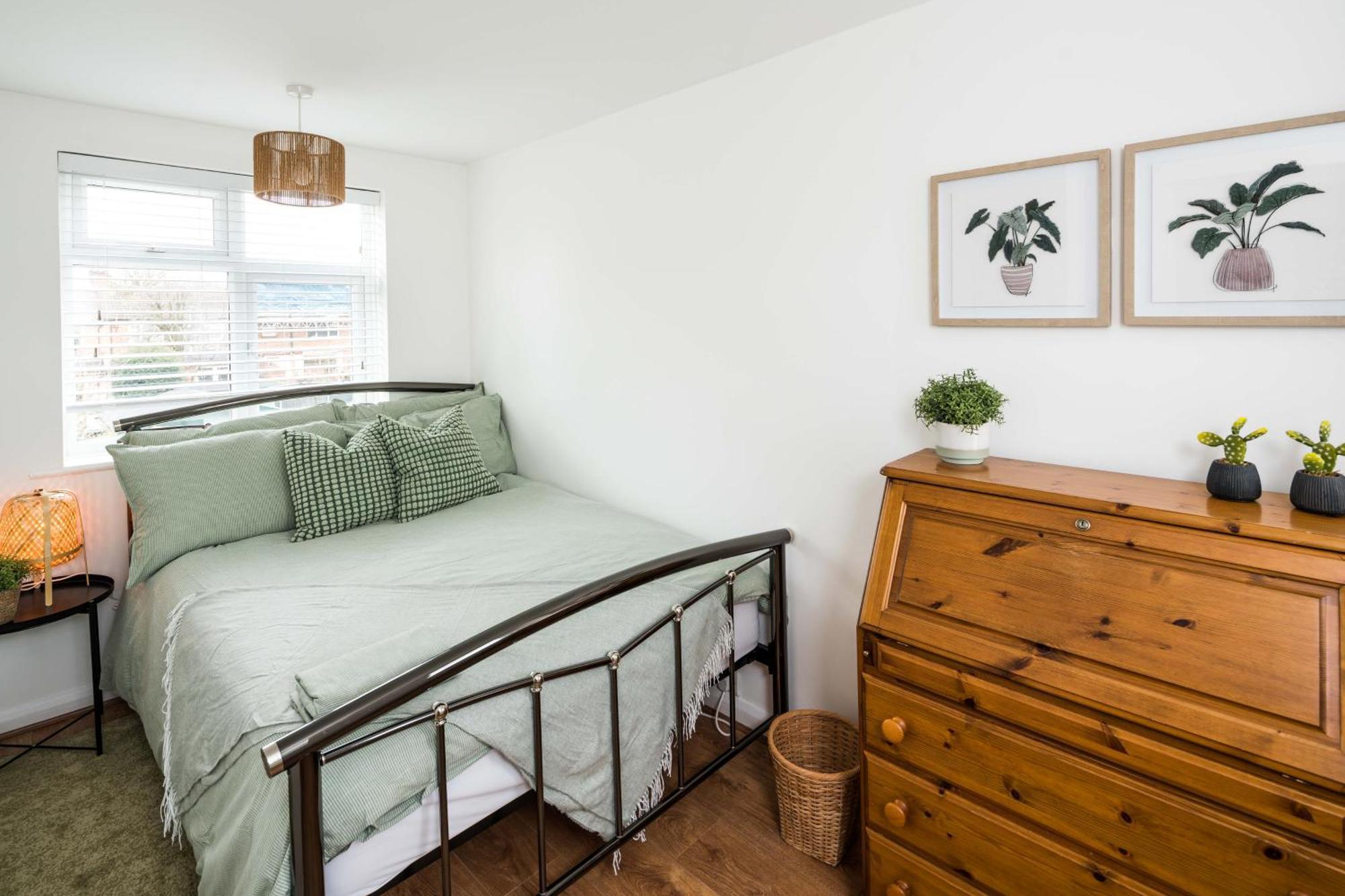 Contemporary 5 Bedroom With Garden North Finchley Holiday home London